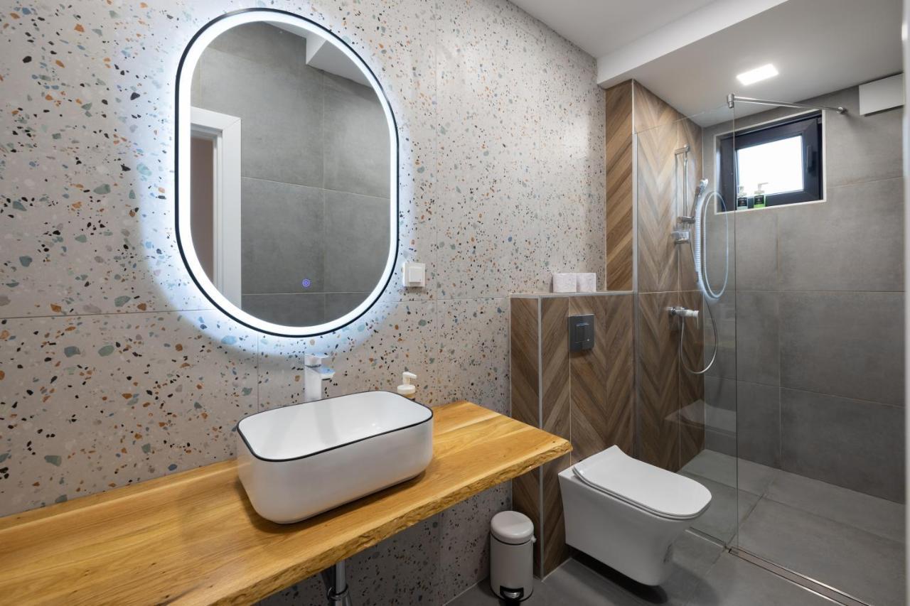 Opal Beachfront Apartment Varna Exterior photo